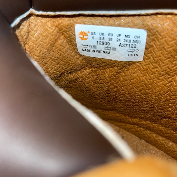 Timberland Boots. - Picture 6 of 7